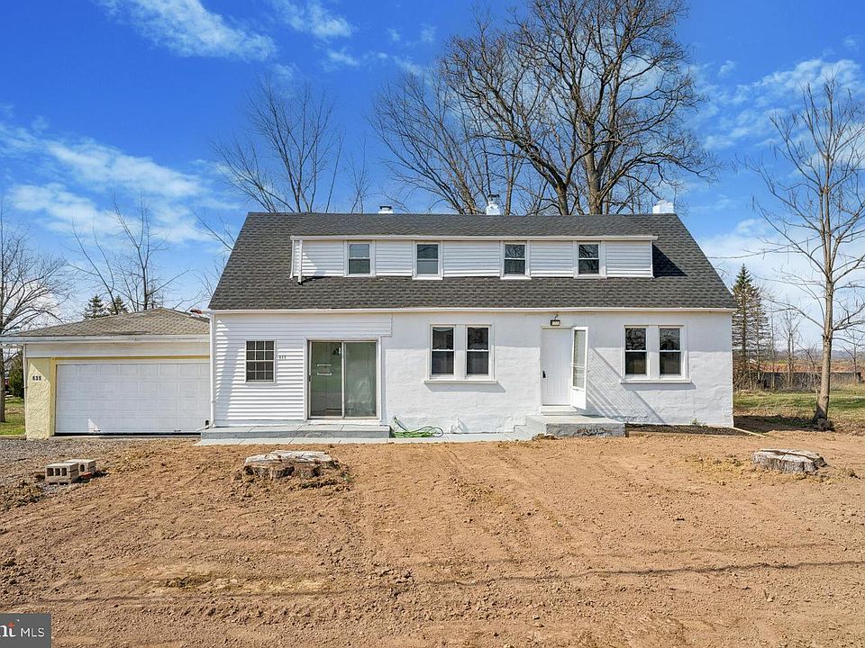 1st image of 635 Elroy Rd