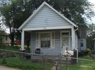 711 Dakota St, Leavenworth, KS 66048