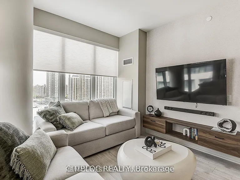 9000 Jane St #1408 — Photo 15