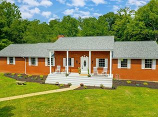 174 Apple Rd, Amelia, OH 45102