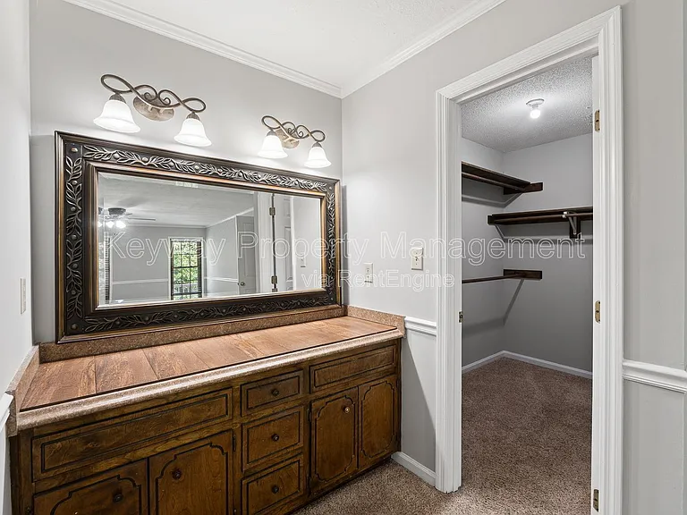 255 Silver Maple Rd — Photo 18