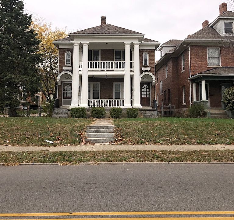 1st image of 607 Forest Ave #607