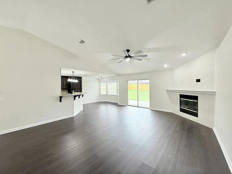 Building Photo - 5102 Brookside Dr