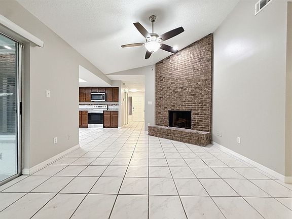 4th image of 8221 Granada Blvd
