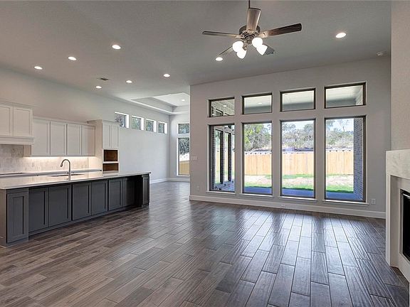 3rd image of 3207 Sapulpa Way