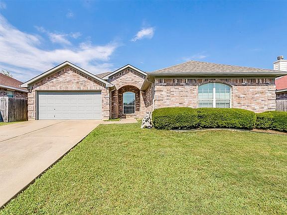 2nd image of 6923 Misty Meadow Ln
