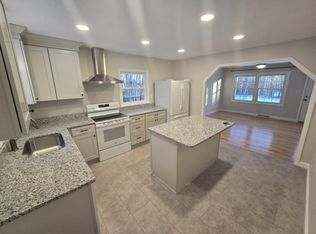 155 Plymouth Rd, Carmel, ME 04419
