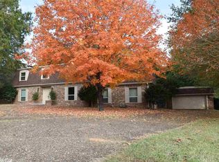 107 Georgian St, Hot Springs, AR 71901