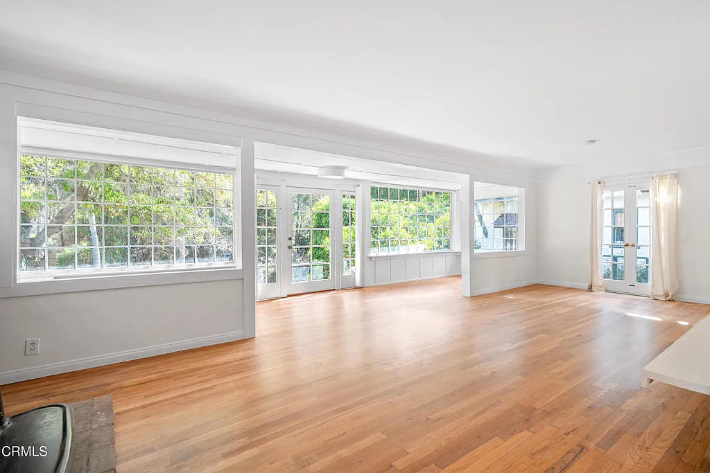 2 bed, 1.0 bath, 1200 sqft, $3,950 — Photo 3