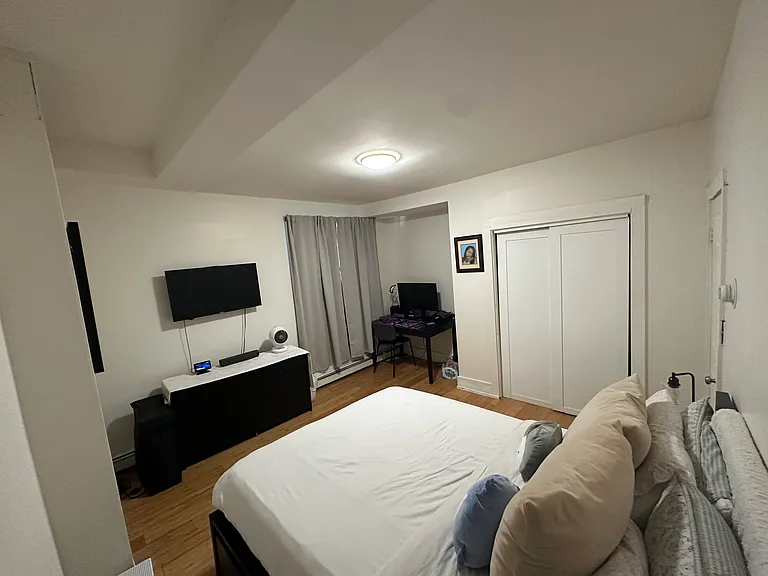 306 Sumner St #1 — Photo 5
