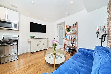 Rented by Living New York