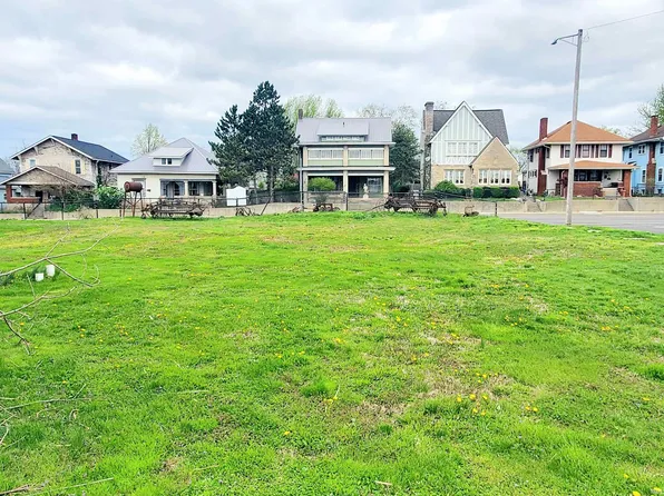 1606 16th St, Bedford, IN 47421