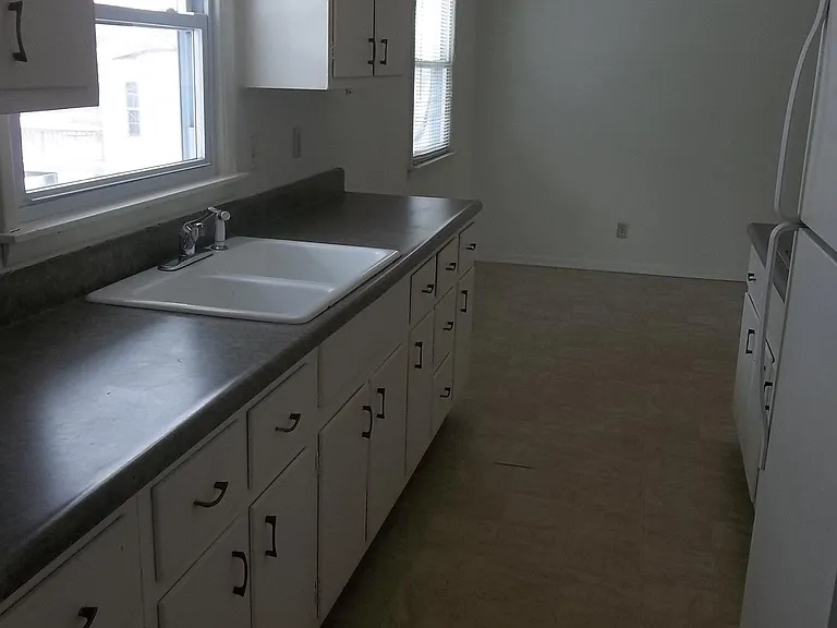 4458 S Crawford Rd #UPPER LEVEL — Photo 9