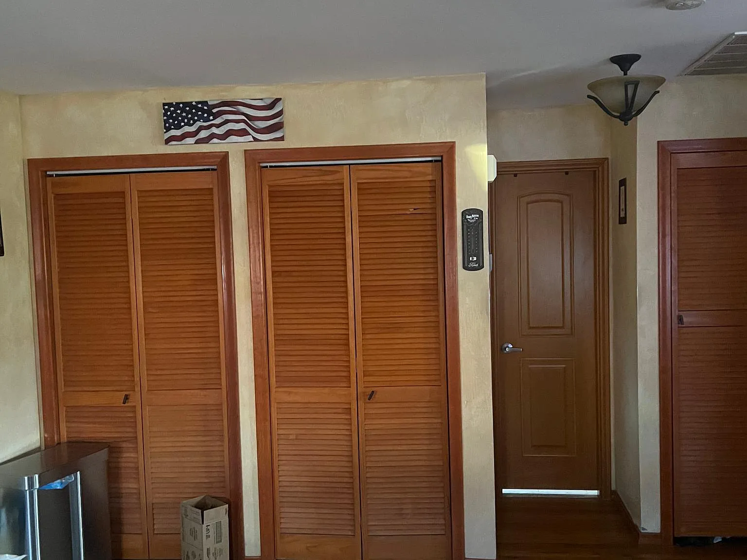 16 Wadsworth Ave — Photo 3