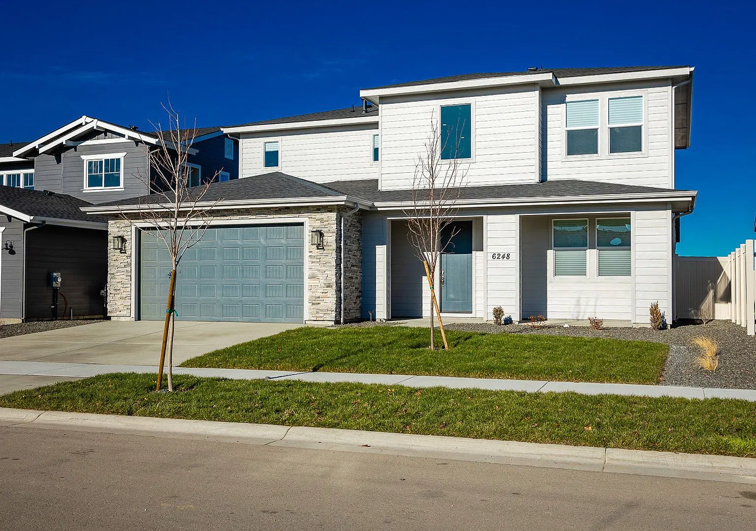 Brand New Home in an Amenity Filled Neighborhood — Photo 1