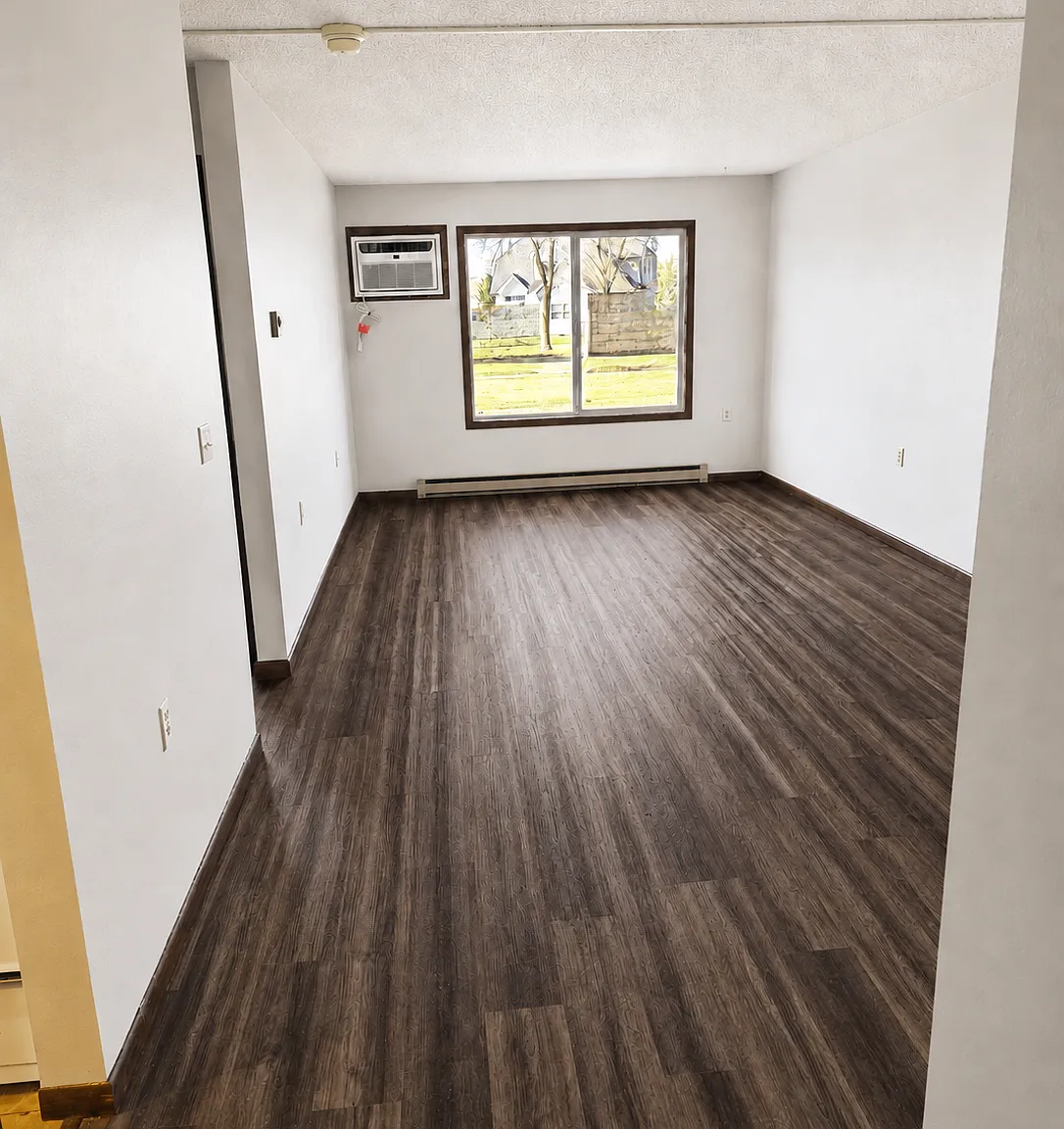 812 Hills Ave — Photo 2