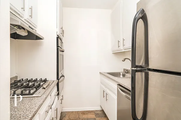 Rented by Compass | media 26