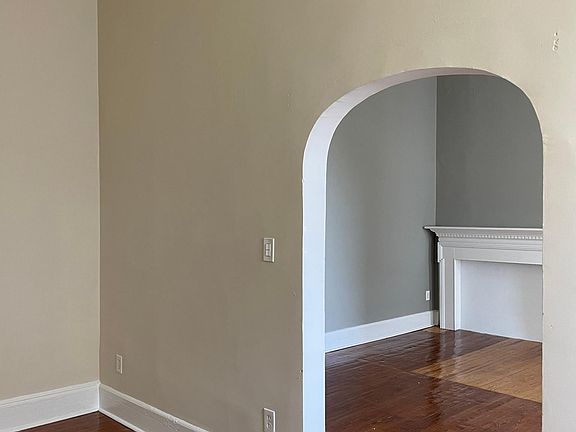 4th image of 1209 Saint Paul St APT 305