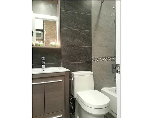 Rented by Realty Advisors Group | media 28