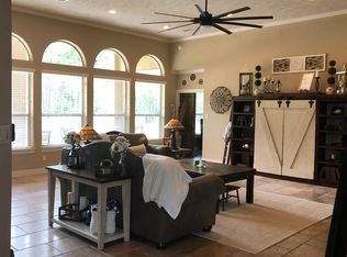 1421 Saddle Creek Farms Dr, Crosby, TX 77532