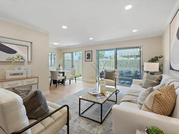 255 S Rengstorff Ave APT 39, Mountain View, CA 94040