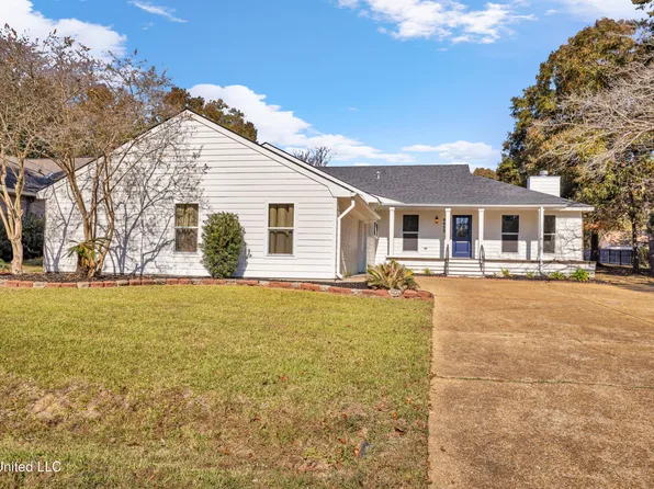 8828 Manoo Pl, Diamondhead, MS 39525