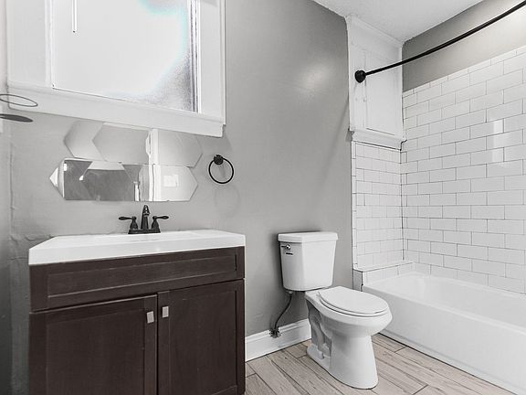 2nd image of 1417 14th St S #1277