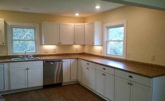 3rd image of 6656 Asheville Hwy