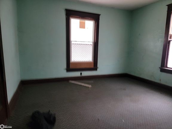 2nd image of 312 N Jefferson St