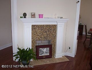 2nd image of 314 E 4th St