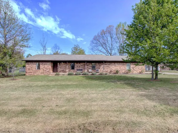 38 Country Wood St, Cabot, AR 72023