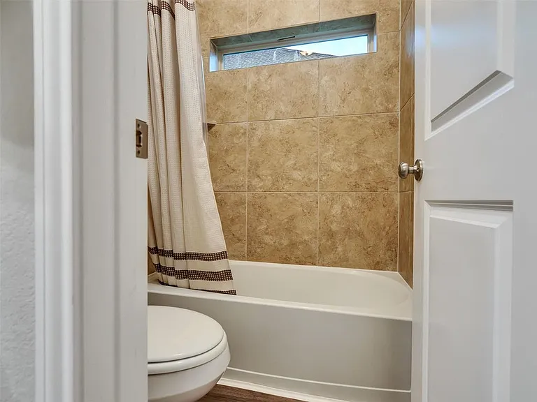 1807 Oakdale Mist Dr — Photo 11