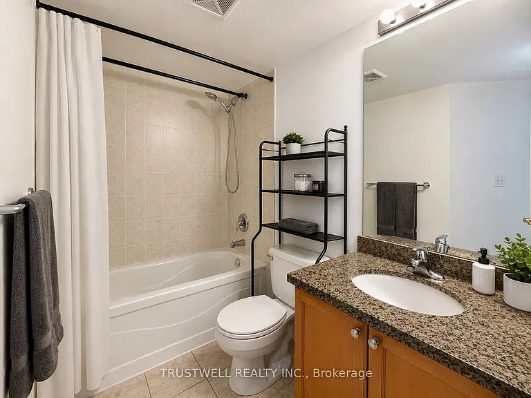 18 Spring Garden Ave #Penthouse 107 — Photo 11