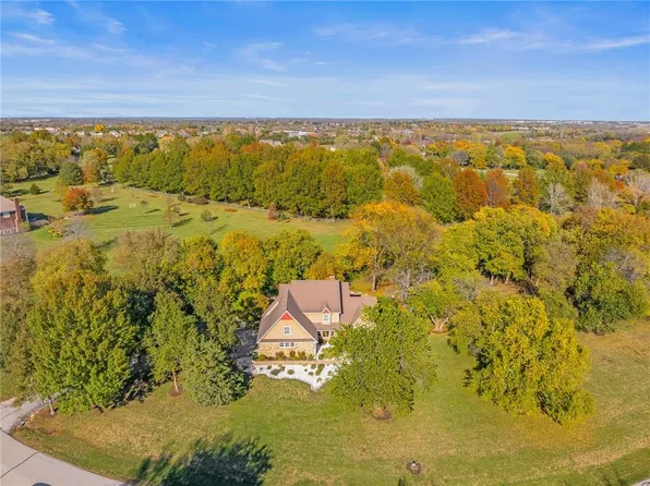 21240 W 106th St, Olathe, KS 66061