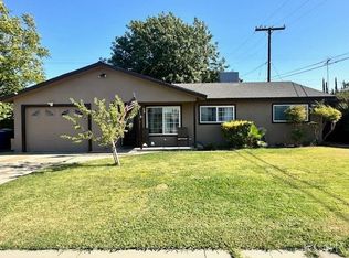 175 E Encore Dr, Hanford, CA 93230