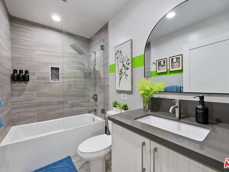 5853 Vineland Ave #A — Photo 20
