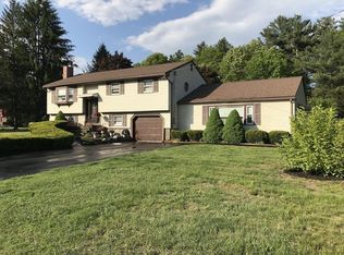 57 Burnham Rd, Billerica, MA 01821