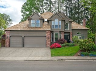 28560 SW Cascade Loop, Wilsonville, OR 97070