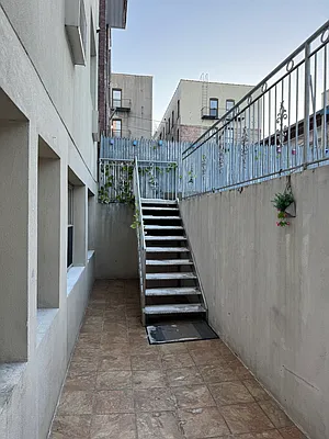 Rented by ABCO Commercial Properties, LLC | media 51