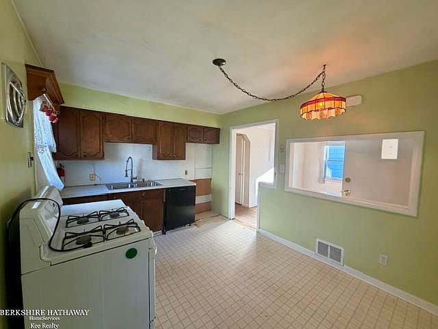 1771 University St, photo 8