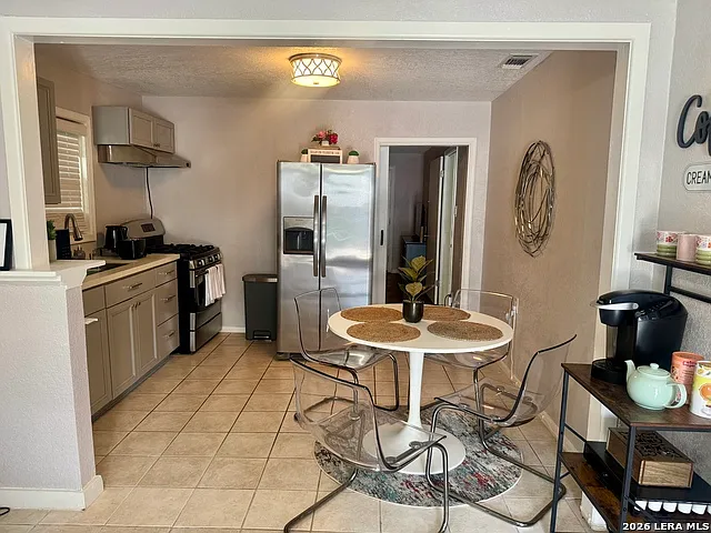 611 Brunswick Blvd — Photo 5