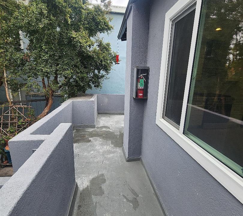 Wrap Around Balcony
