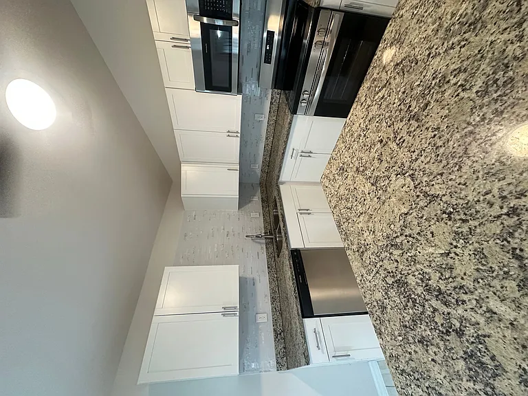 1105 NE 6th Pl — Photo 53