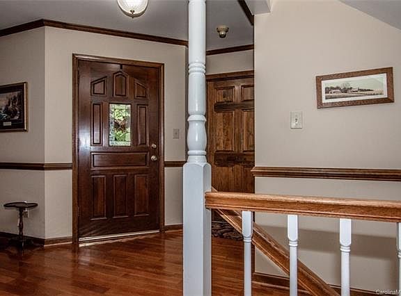 5th image of 122 Nottingham Cir