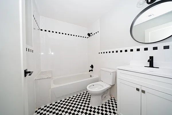 Rented by Level Group | media 1