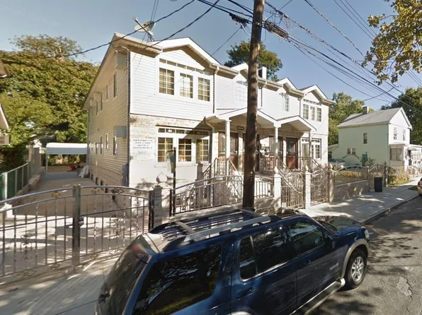 169-11 105th Avenue, Jamaica, NY 11433
