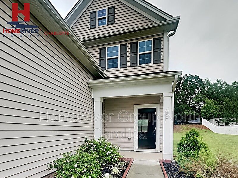 1st image of 102 White Burley Ct