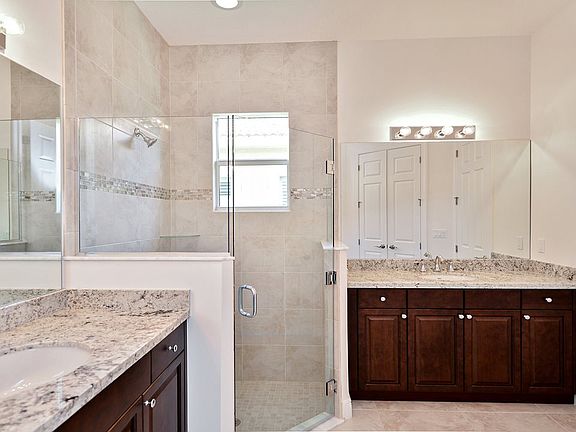 5th image of 11159 SW Visconti Way