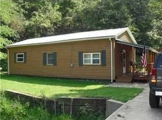 2838 Charleys Creek Rd, Culloden, WV 25510