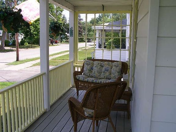 2nd image of 331 S 1st St